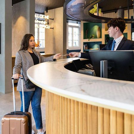 Hotel Novotel Brussels Off Grand Place Esterno foto