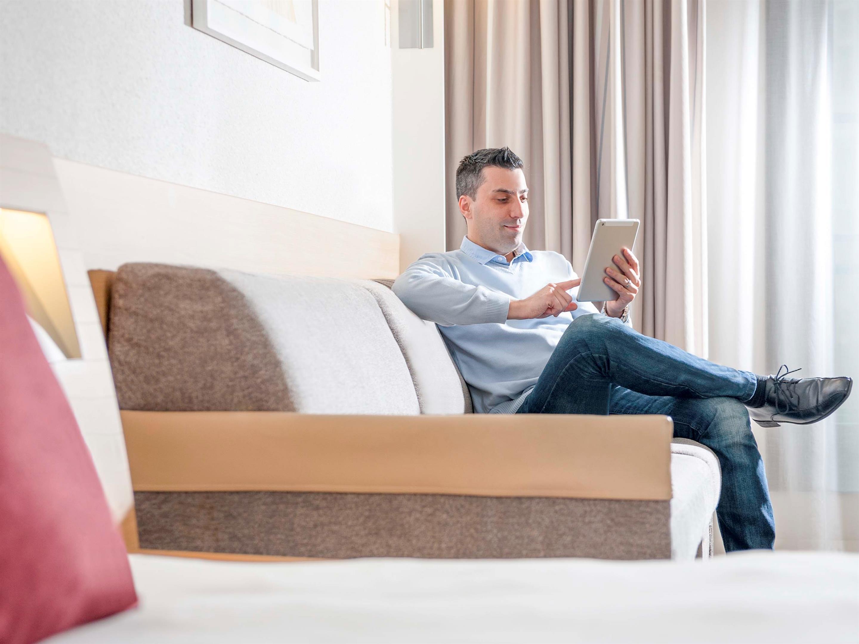 Hotel Novotel Brussels Off Grand Place Esterno foto