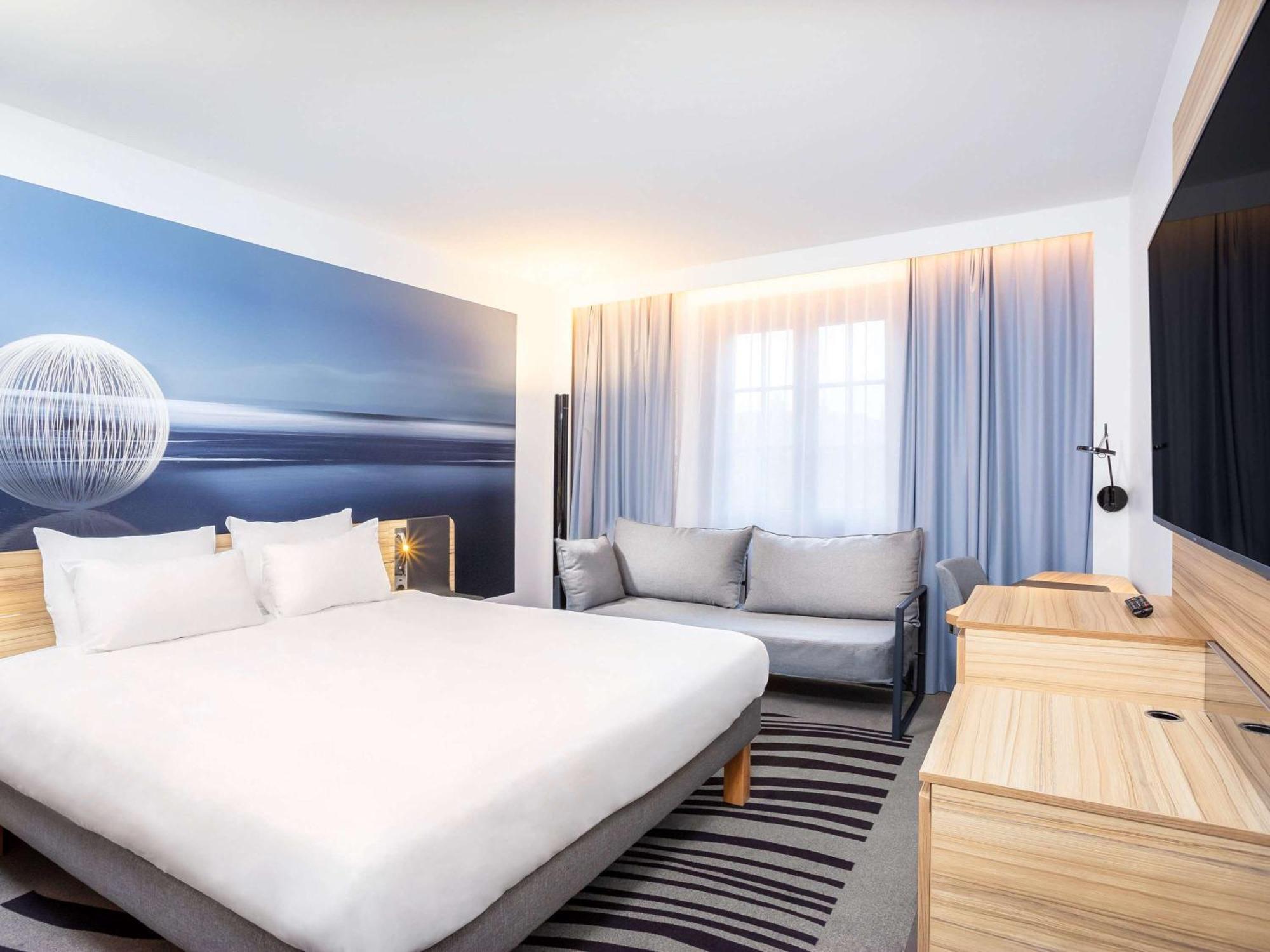 Hotel Novotel Brussels Off Grand Place Esterno foto