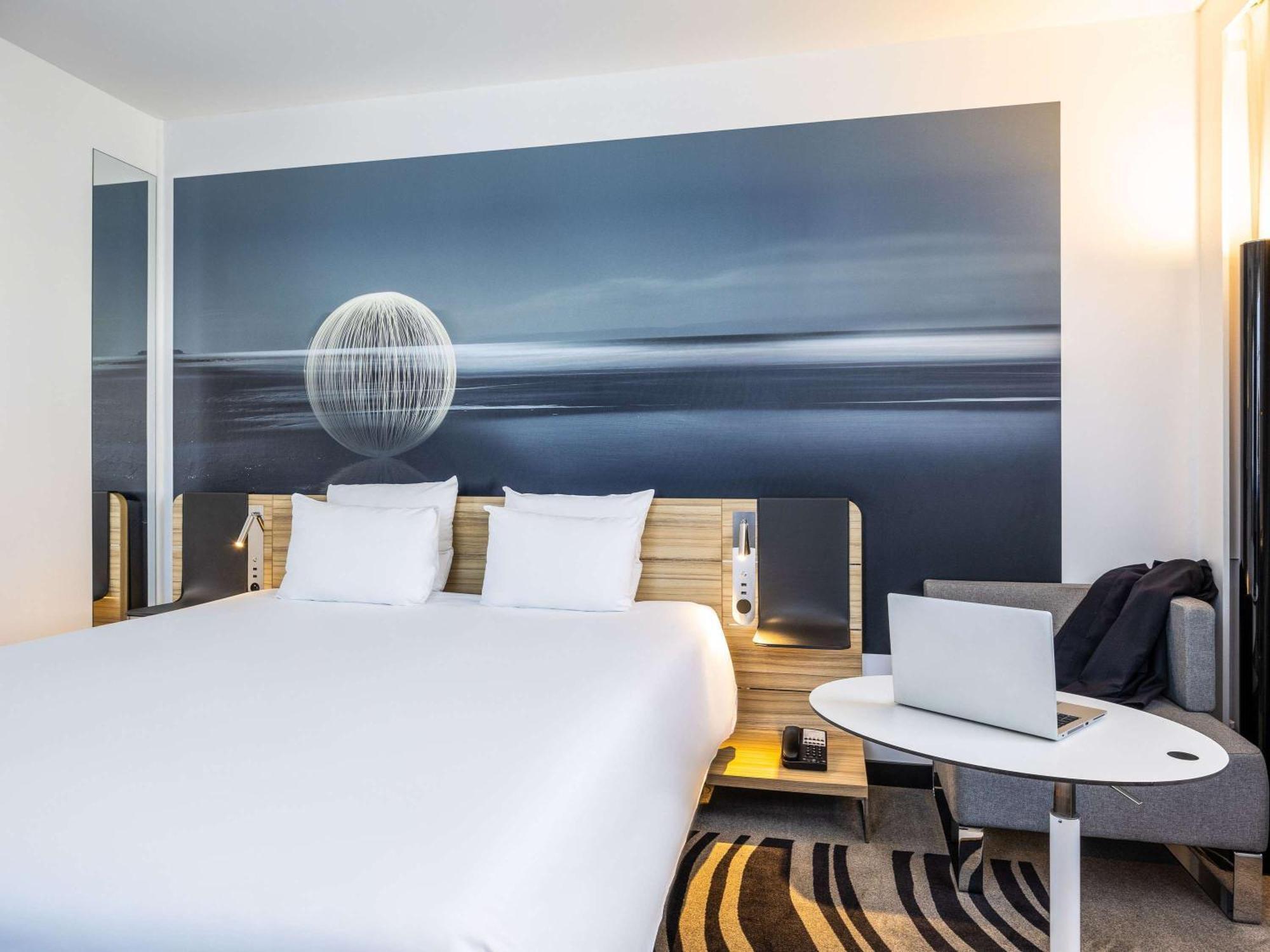 Hotel Novotel Brussels Off Grand Place Esterno foto