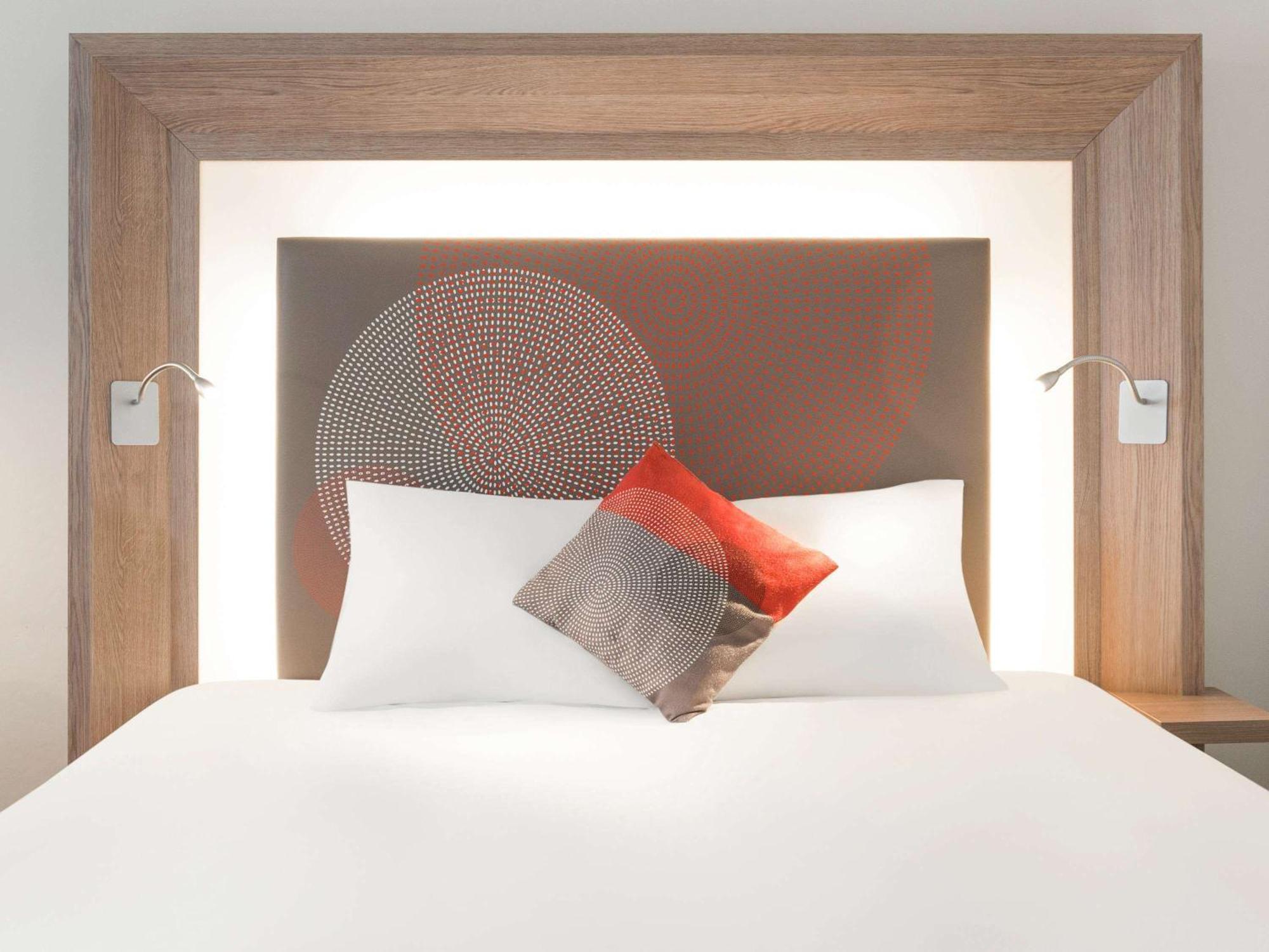 Hotel Novotel Brussels Off Grand Place Esterno foto
