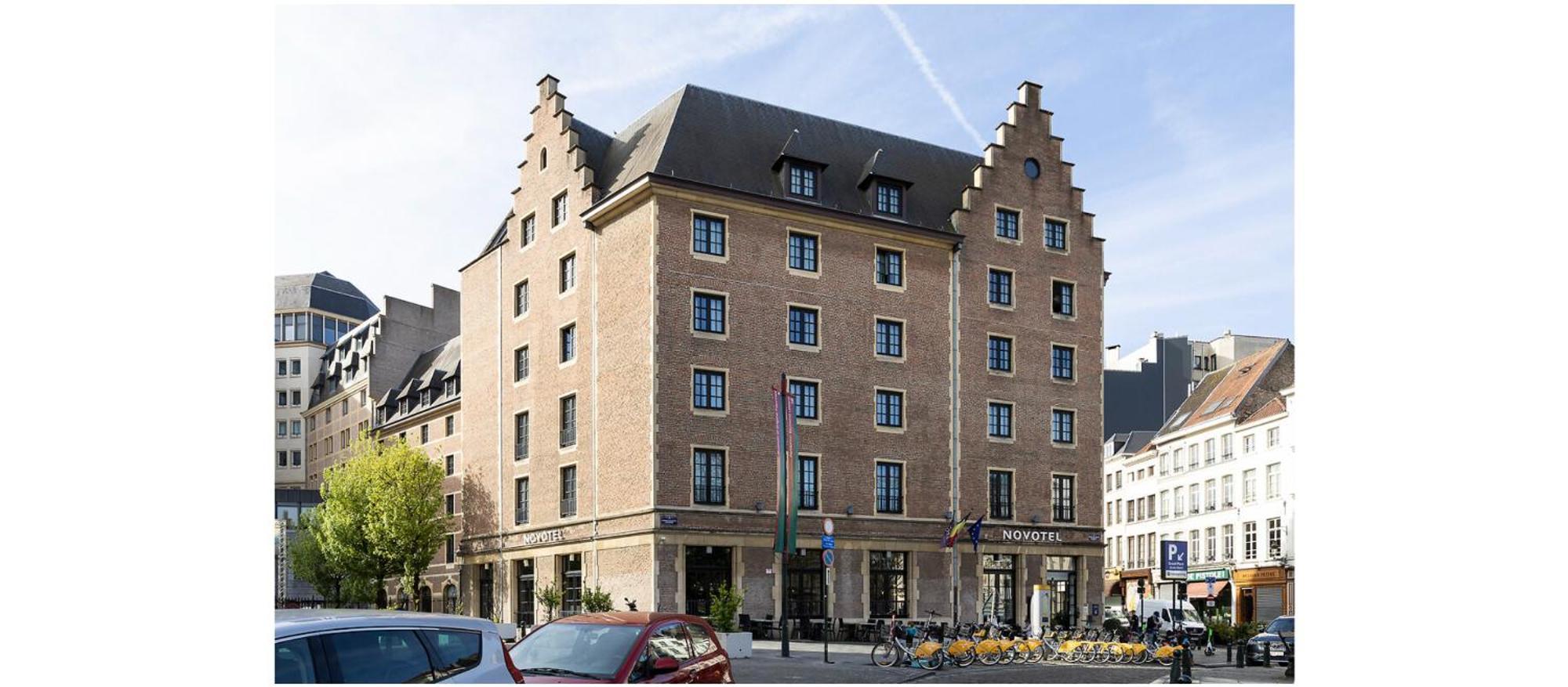 Hotel Novotel Brussels Off Grand Place Esterno foto